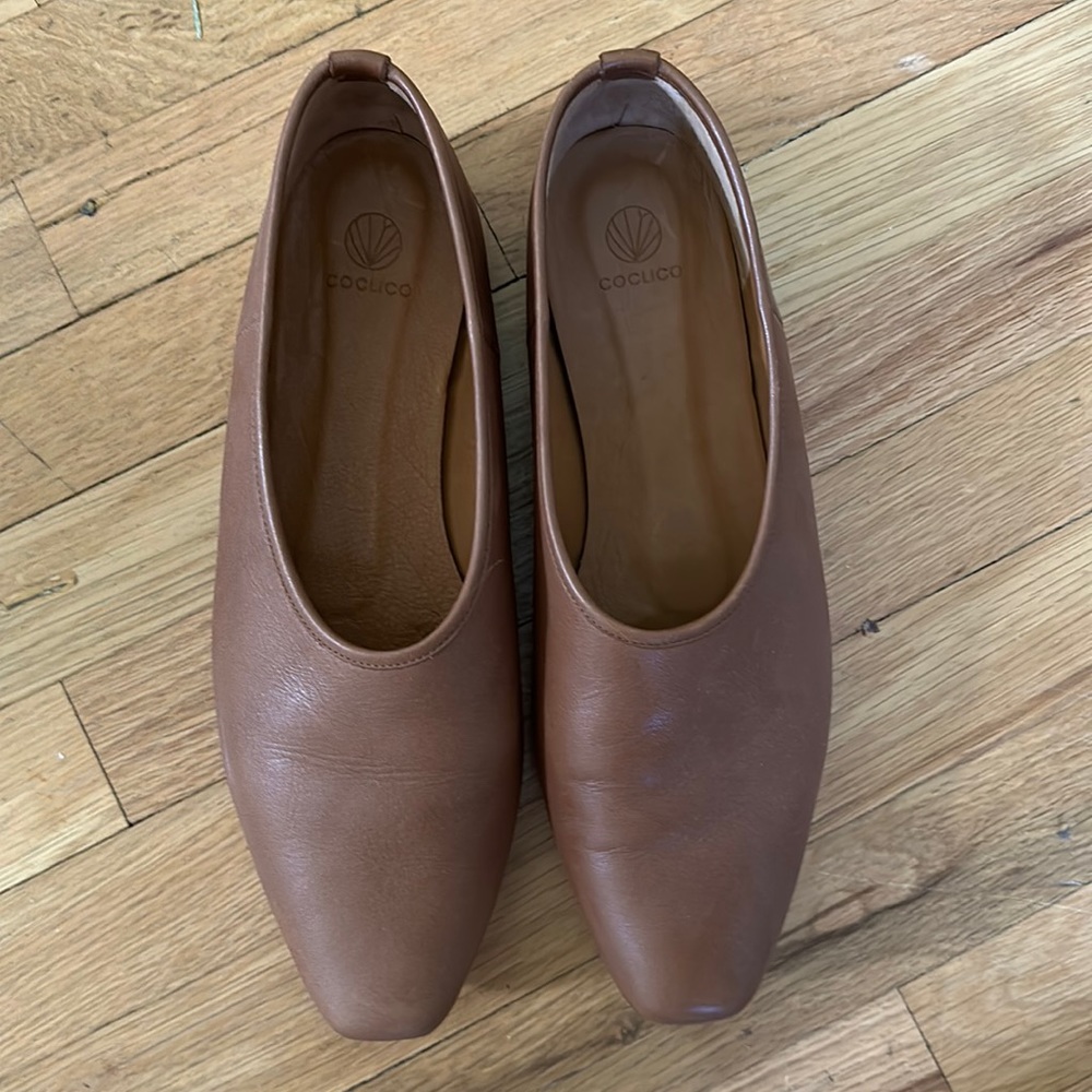 Coclico Tan Leather Flats